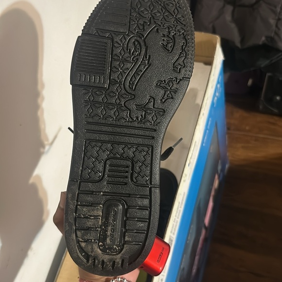 new one - Picture 4 of 5